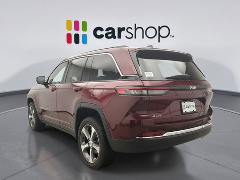 Used 2023 Jeep Grand Cherokee Limited image 3