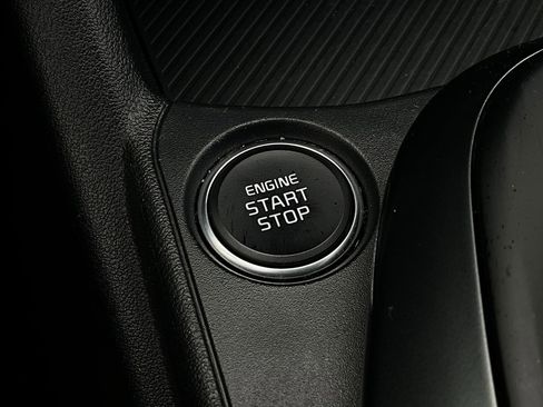 Used 2025 Kia K4 LXS image 25