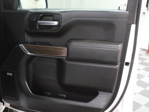 Used 2020 Chevrolet Silverado 1500 RST w/ Texas Edition image 28