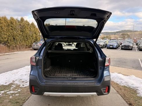 Used 2021 Subaru Outback Limited image 6