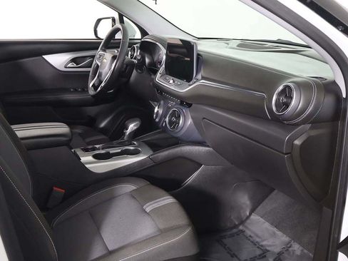 Used 2025 Chevrolet Blazer LT FWD image 22