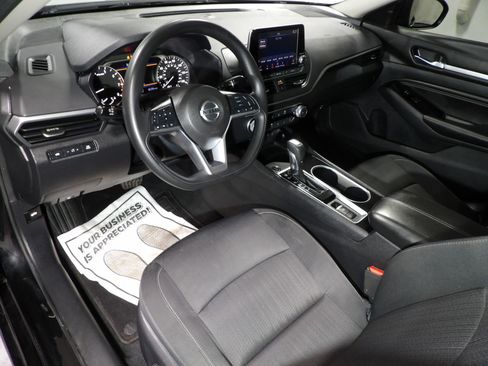 Used 2021 Nissan Altima 2.5 SV image 8