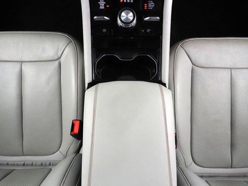 Used 2023 Jeep Grand Cherokee Overland image 27