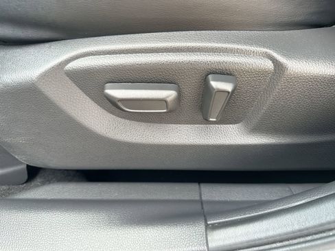 Used 2024 Mitsubishi Eclipse Cross SE image 12