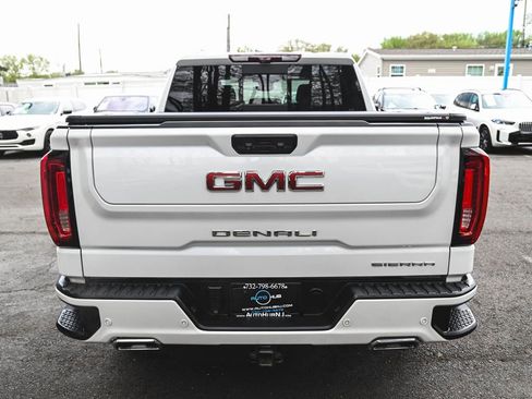 Used 2023 GMC Sierra 1500 Denali w/ Denali Reserve Package AWD/4WD image 5