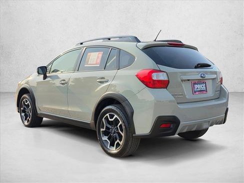 Used 2016 Subaru Crosstrek 2.0i Premium AWD/4WD image 3