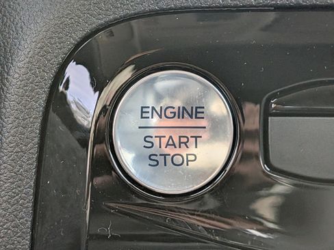 New 2026 Ford Escape SE image 19