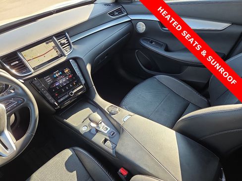 Used 2022 INFINITI QX50 Essential image 12