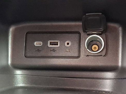 Used 2024 Chevrolet Equinox LT w/ LPO, Floor Liner Package AWD/4WD image 23