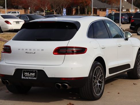 Used 2017 Porsche Macan S image 8