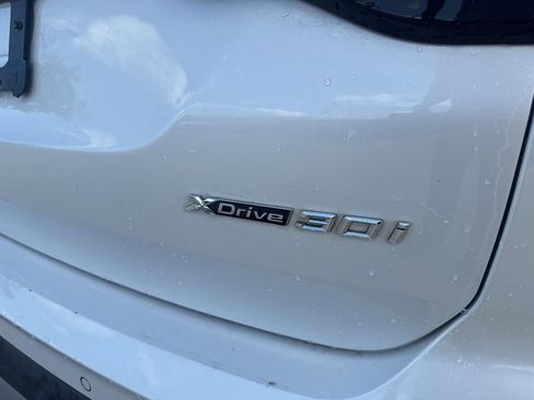 Used 2022 BMW X3 xDrive30i w/ Premium Package 2 image 7