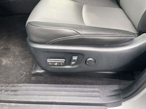 Used 2024 Toyota 4Runner SR5 Premium image 29