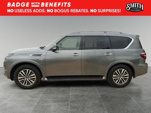 Used 2021 Nissan Armada SL w/ Captain's Chairs Package image 5