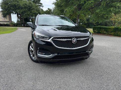 Used 2018 Buick Enclave Avenir AWD/4WD image 39