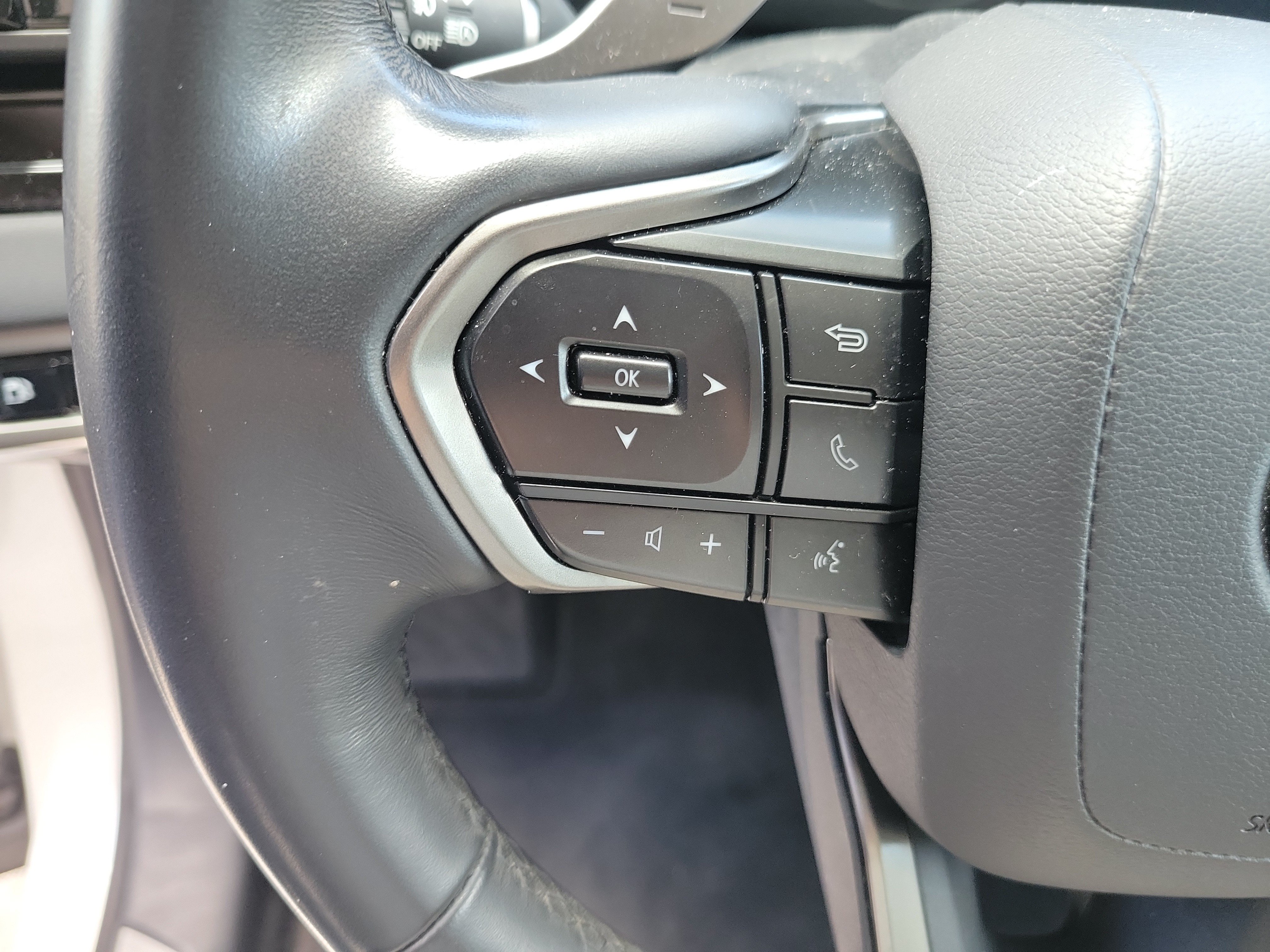 Used 2024 Lexus RX 350 FWD w/ Technology Package image 27
