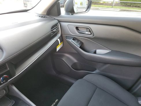 Certified 2025 Nissan Rogue S AWD/4WD image 35