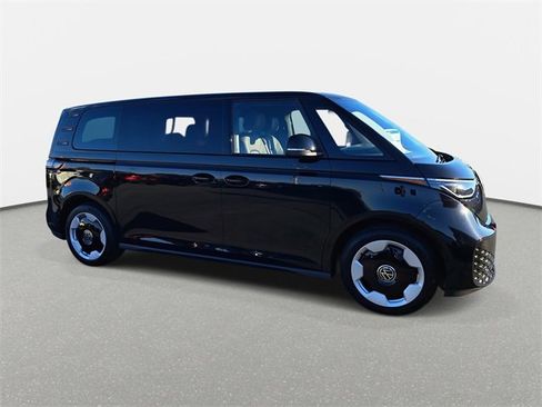 New 2025 Volkswagen ID. Buzz Pro S image 2