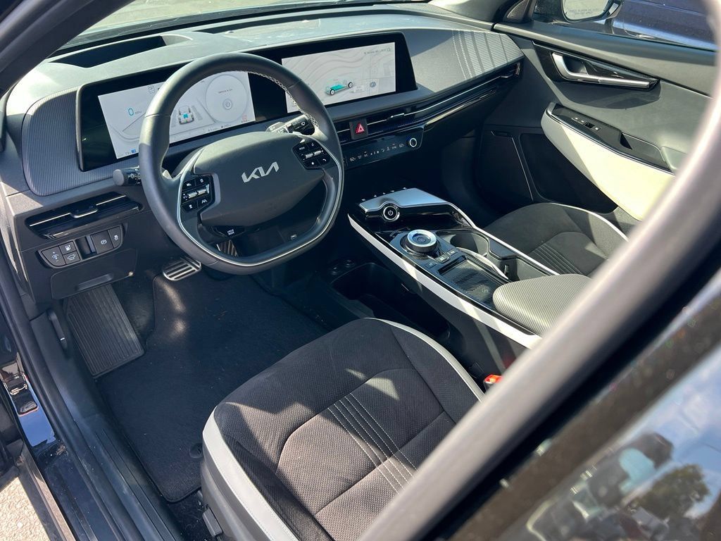 Certified 2024 Kia EV6 GT-Line AWD/4WD image 14