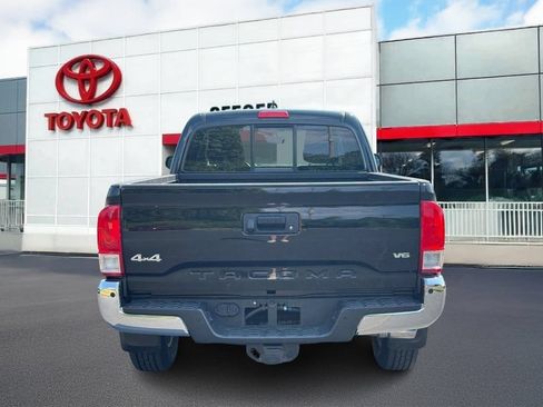 Used 2016 Toyota Tacoma SR5 w/ SR5 Appearance Package (DN) AWD/4WD image 5