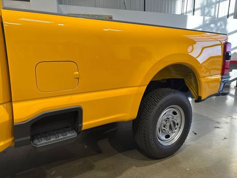 Used 2025 Ford F250 XLT w/ 360-Degree Camera Package image 66