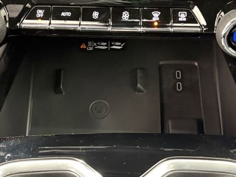 New 2026 Chevrolet Silverado EV LT image 37