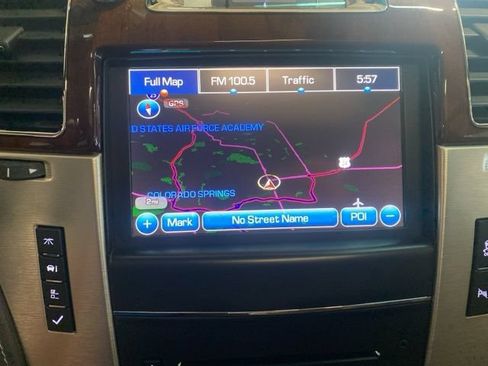 Used 2013 Cadillac Escalade ESV Platinum AWD/4WD image 22