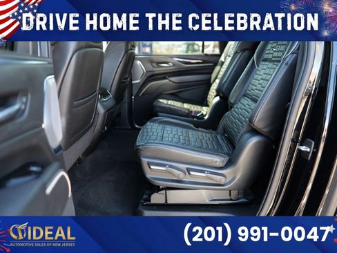 Used 2022 Cadillac Escalade ESV Sport Platinum AWD/4WD image 31