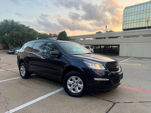 Used 2016 Chevrolet Traverse LS image 11