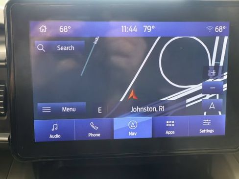 Used 2023 Ford Explorer XLT w/ Equipment Group 202A AWD/4WD image 14