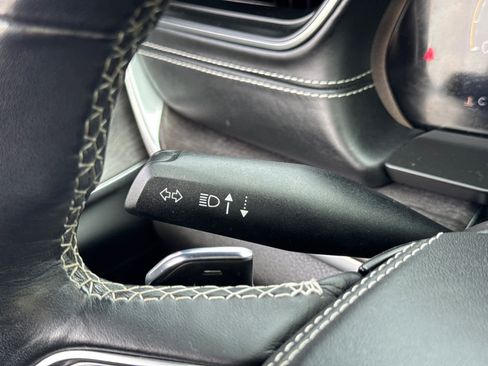 Used 2021 Jeep Grand Cherokee L Overland w/ Luxury Tech Group IV image 20