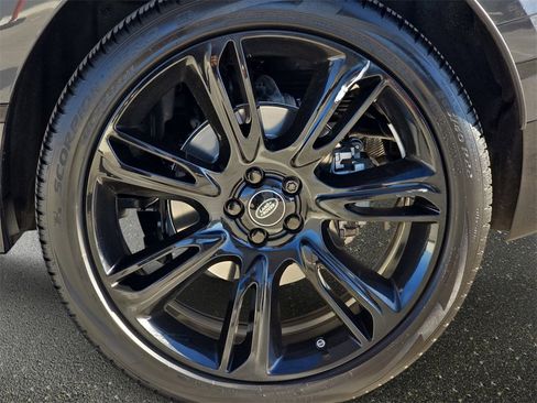 Certified 2023 Land Rover Range Rover Velar HST image 35