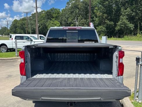 Used 2025 Chevrolet Silverado 1500 RST w/ Convenience Package II RWD image 6