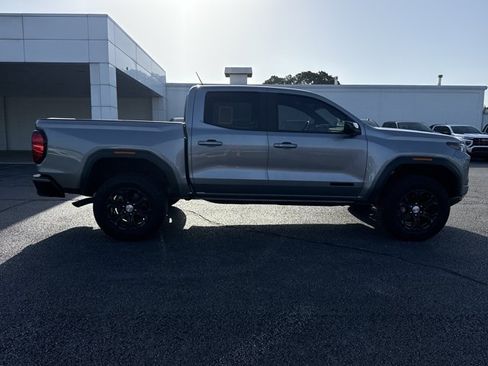 Used 2024 GMC Canyon Elevation w/ Convenience Package RWD image 2