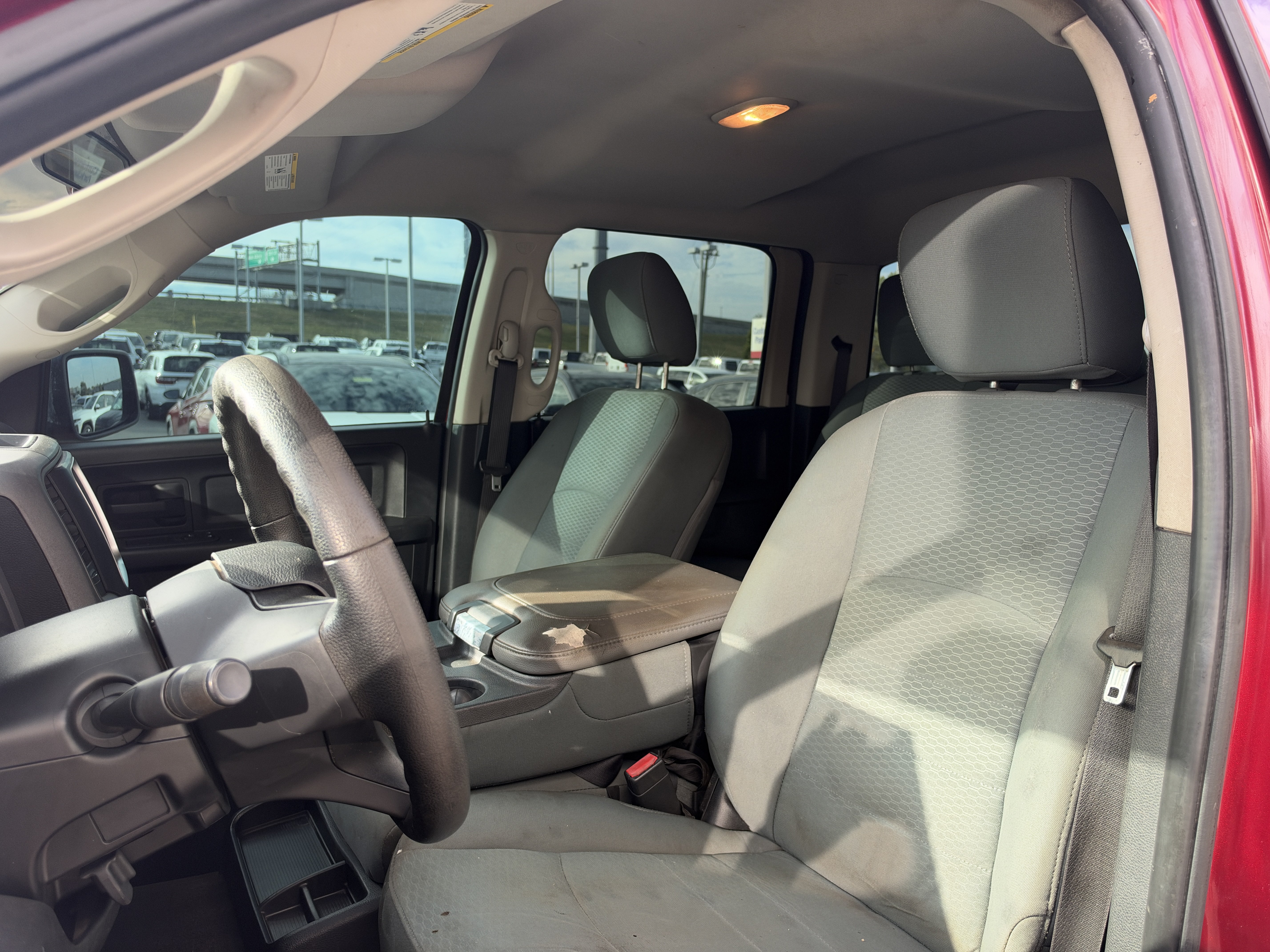 Used 2014 RAM 1500 Express AWD/4WD image 27
