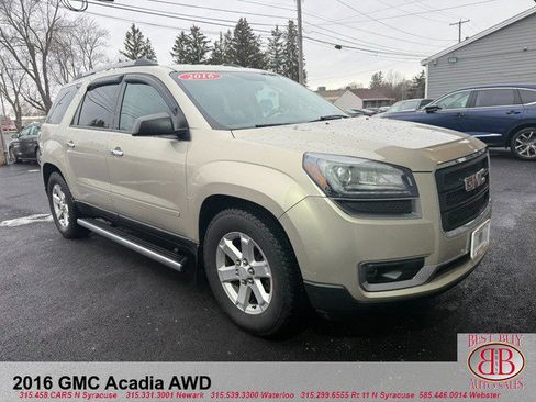 Used 2016 GMC Acadia SLE image 1