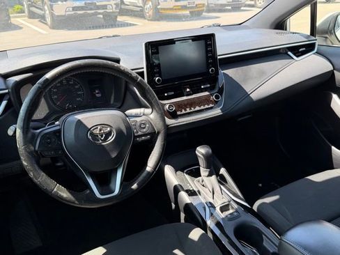 Used 2020 Toyota Corolla SE FWD image 5