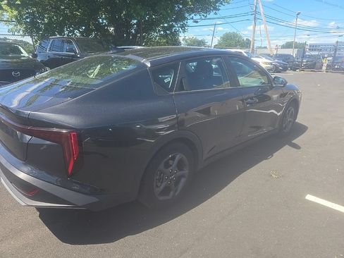 Used 2025 Kia K4 FWD image 4