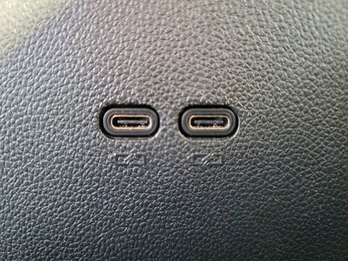 Used 2026 Chevrolet Equinox EV RS image 13