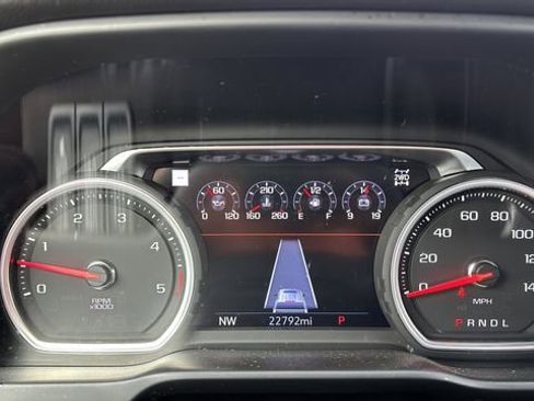 Used 2021 Chevrolet Silverado 2500 LTZ w/ LTZ Premium Package image 12