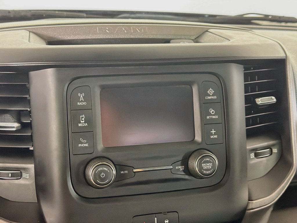 Used 2020 RAM 3500 Tradesman w/ Chrome Appearance Group AWD/4WD image 15