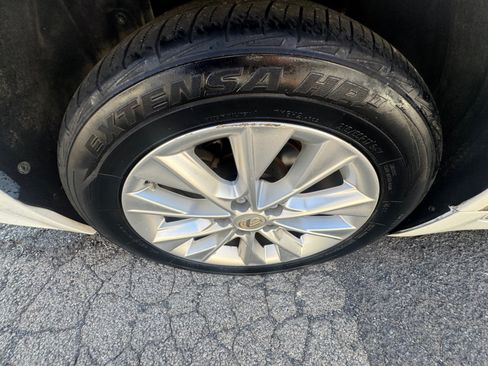 Used 2014 Lexus ES 300h FWD image 31