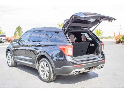 Used 2020 Ford Explorer Platinum w/ Premium Technology Package AWD/4WD image 9