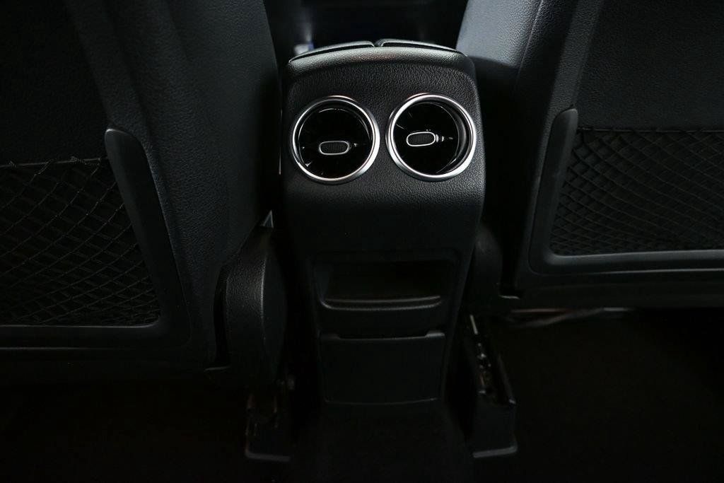 Certified 2021 Mercedes-Benz GLB 250 4MATIC image 18