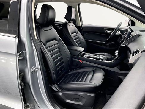Used 2022 Ford Edge SEL w/ Convenience Package image 7