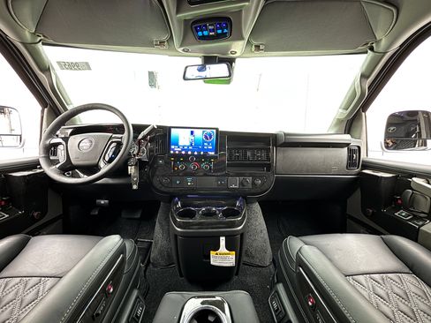 New 2026 GMC Savana 3500 Extended w/ Driver Convenience Package RWD image 26