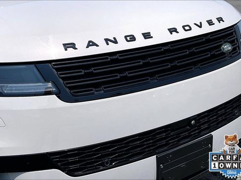 Used 2024 Land Rover Range Rover Sport SE AWD/4WD image 29