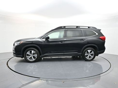 Used 2022 Subaru Ascent Premium w/ Convenience Package image 4