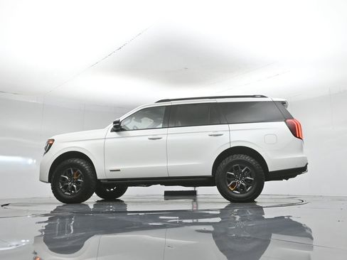 Certified 2025 Ford Expedition Tremor AWD/4WD image 59