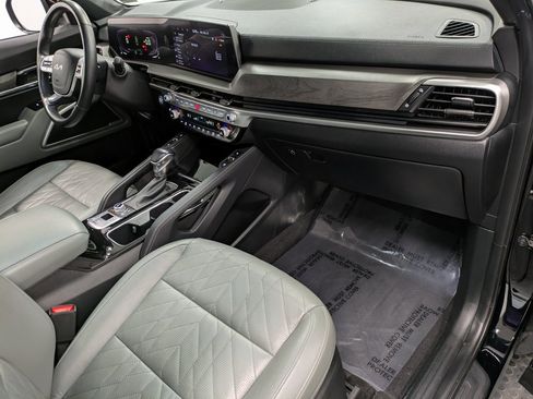 Used 2023 Kia Telluride EX X-Line image 29