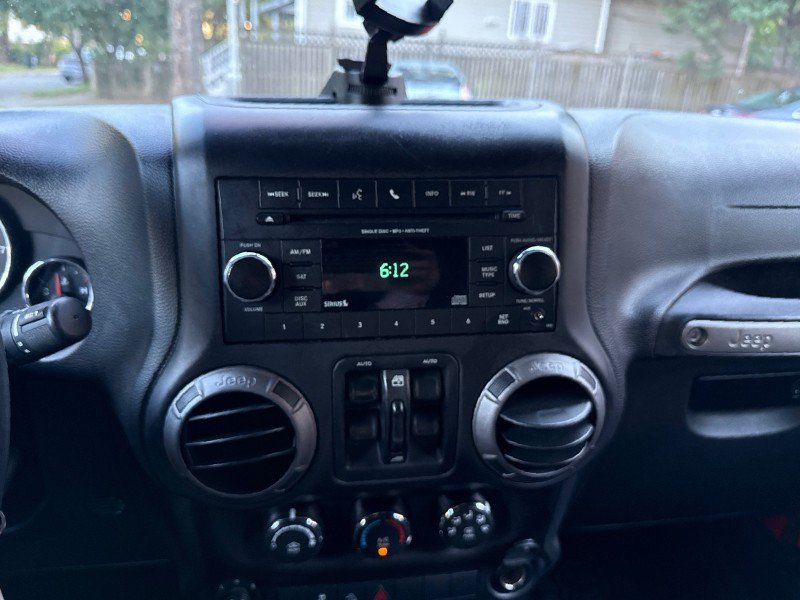 Used 2018 Jeep Wrangler Unlimited Sport S AWD/4WD image 19